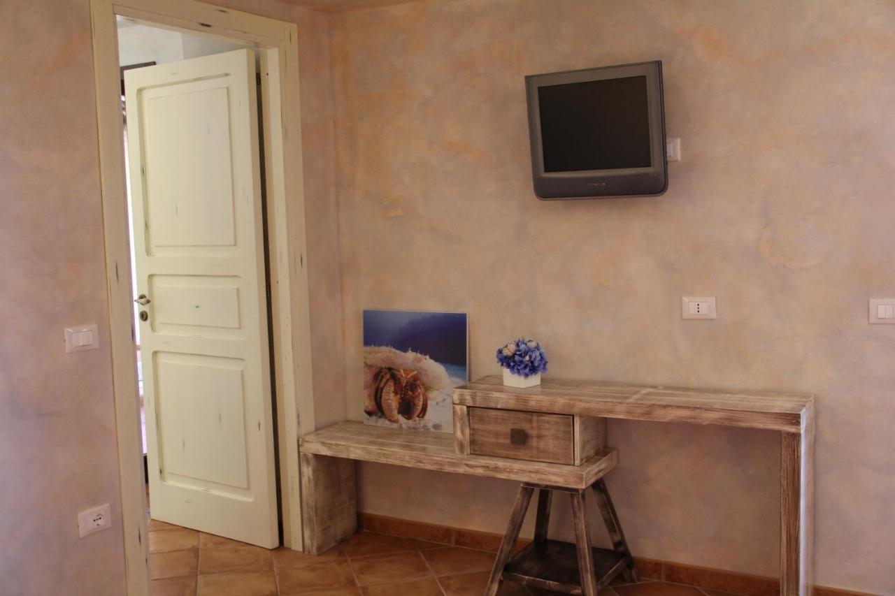 Tenuta Conte Ruggero Санта-Доменіка Екстер'єр фото