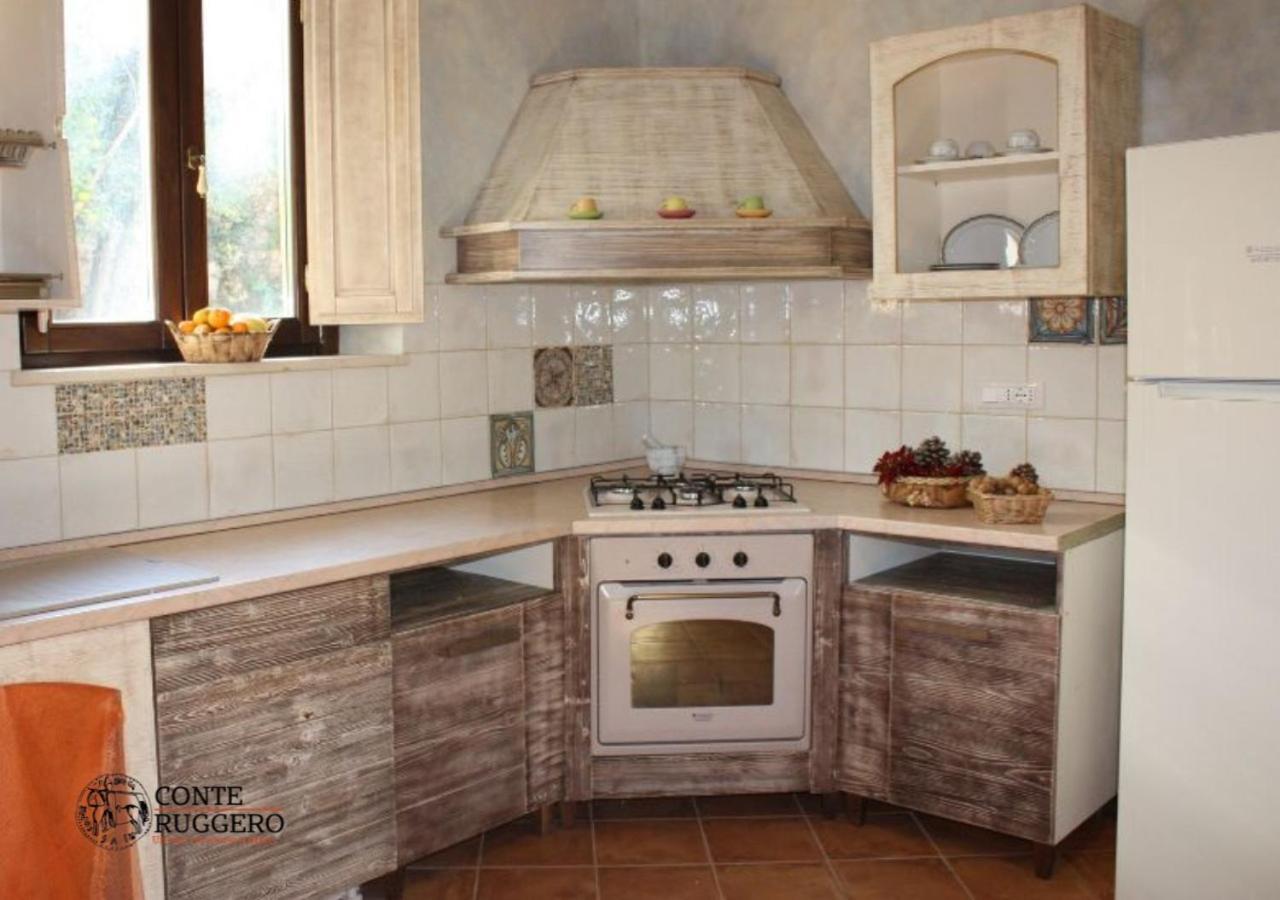 Tenuta Conte Ruggero Санта-Доменіка Екстер'єр фото