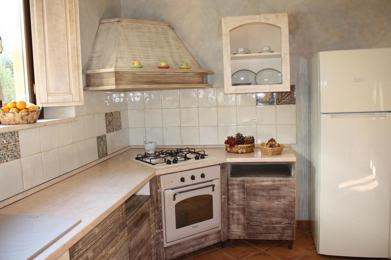 Tenuta Conte Ruggero Санта-Доменіка Екстер'єр фото